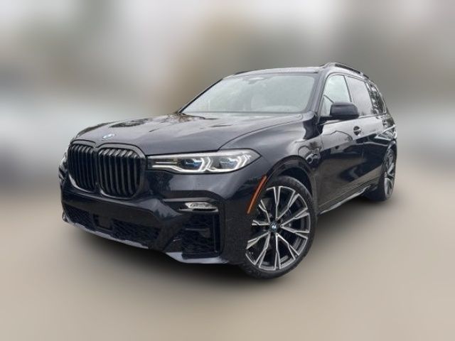 2022 BMW X7 M50i