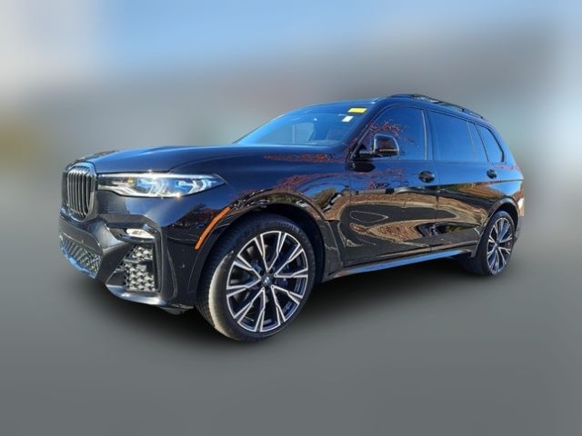 2022 BMW X7 M50i