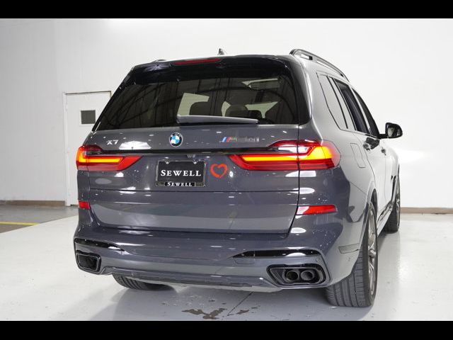 2022 BMW X7 M50i