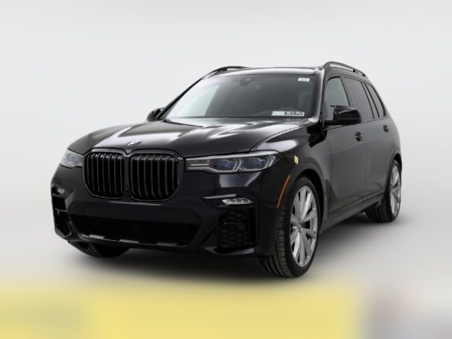 2022 BMW X7 M50i