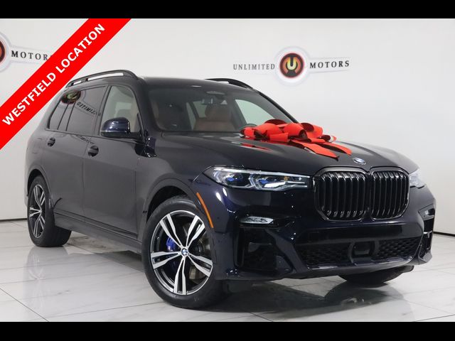 2022 BMW X7 M50i