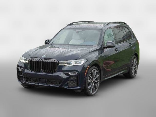 2022 BMW X7 M50i