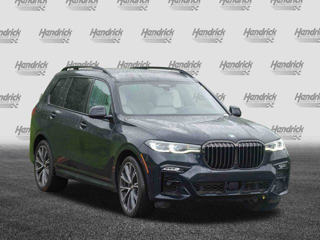 2022 BMW X7 M50i