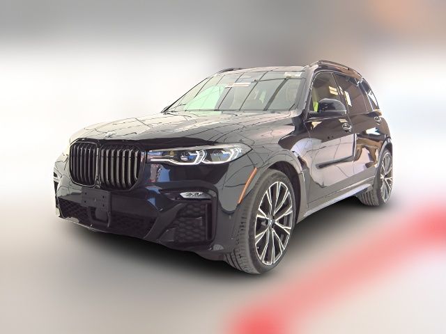 2022 BMW X7 M50i