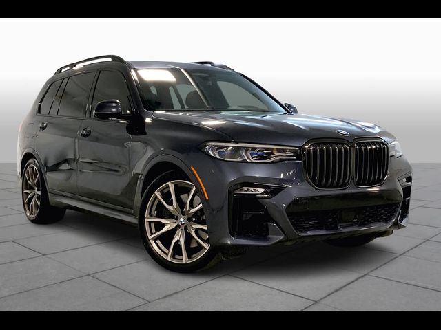 2022 BMW X7 M50i