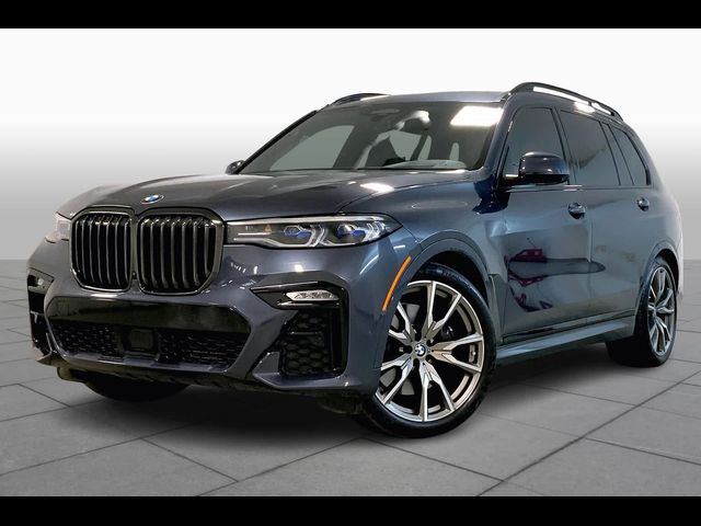 2022 BMW X7 M50i