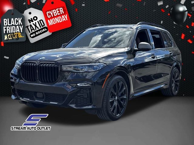 2022 BMW X7 M50i