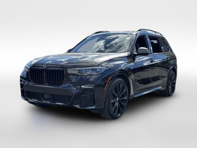 2022 BMW X7 M50i