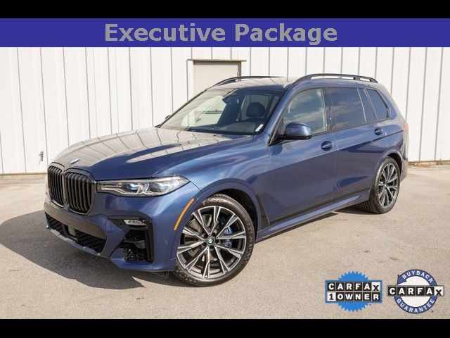 2022 BMW X7 M50i