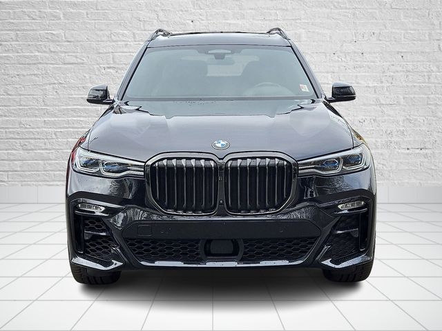 2022 BMW X7 M50i