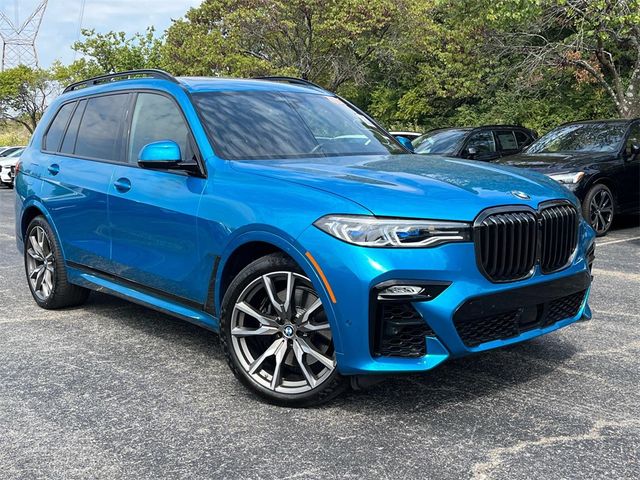 2022 BMW X7 M50i