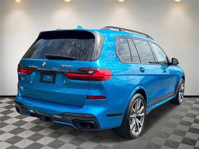 2022 BMW X7 M50i