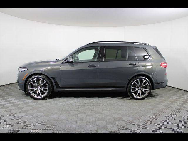 2022 BMW X7 M50i