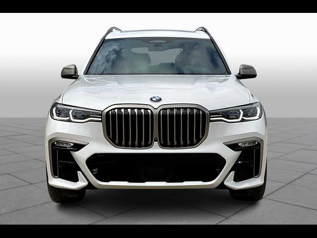 2022 BMW X7 M50i