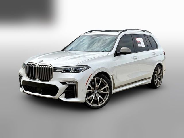 2022 BMW X7 M50i
