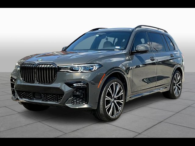 2022 BMW X7 M50i