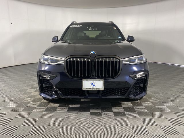 2022 BMW X7 M50i