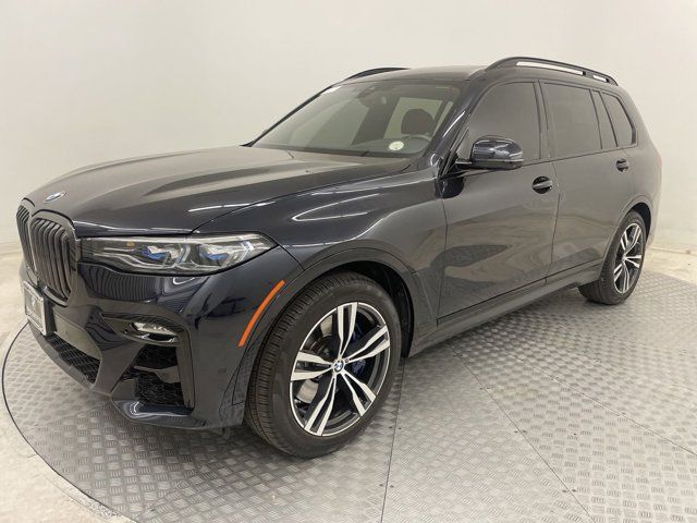 2022 BMW X7 M50i