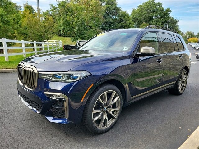 2022 BMW X7 M50i