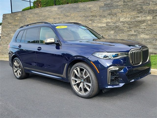 2022 BMW X7 M50i