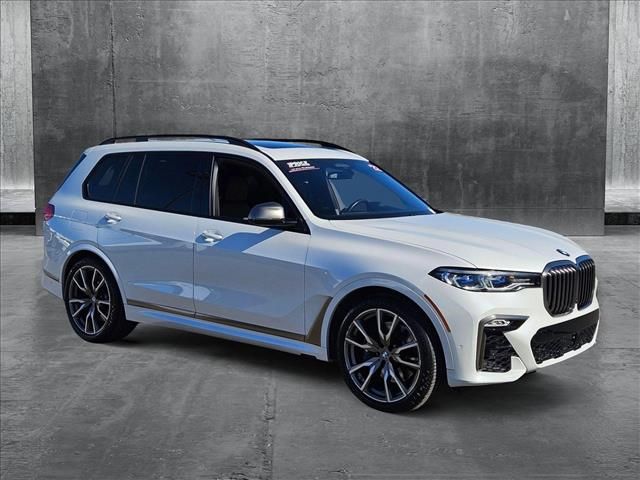 2022 BMW X7 M50i