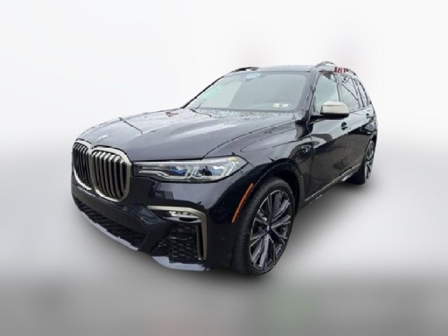 2022 BMW X7 M50i