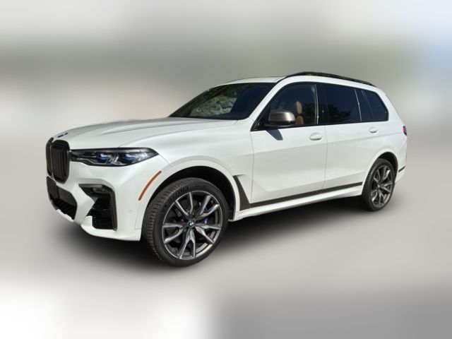 2022 BMW X7 M50i