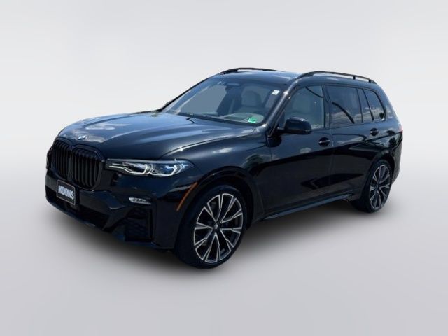 2022 BMW X7 M50i