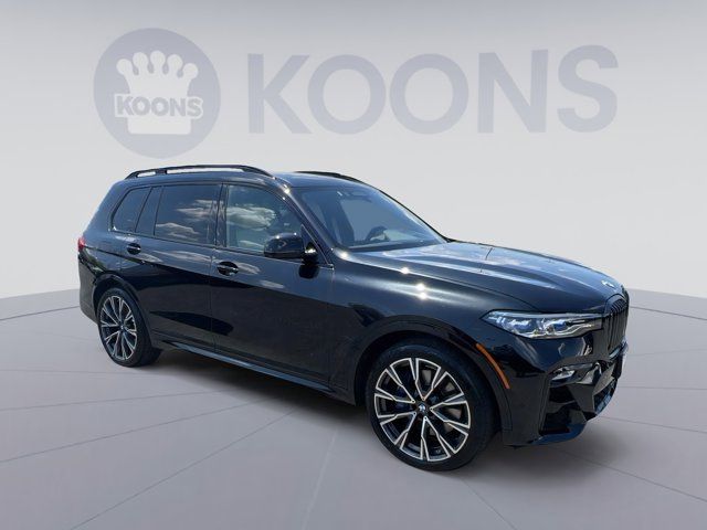 2022 BMW X7 M50i