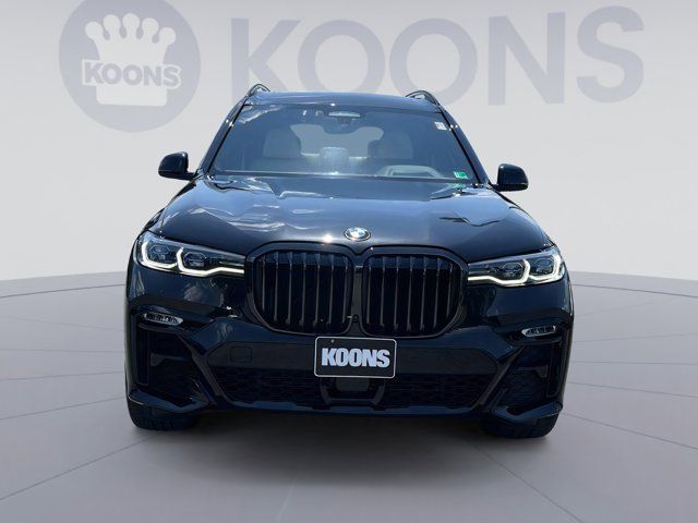 2022 BMW X7 M50i
