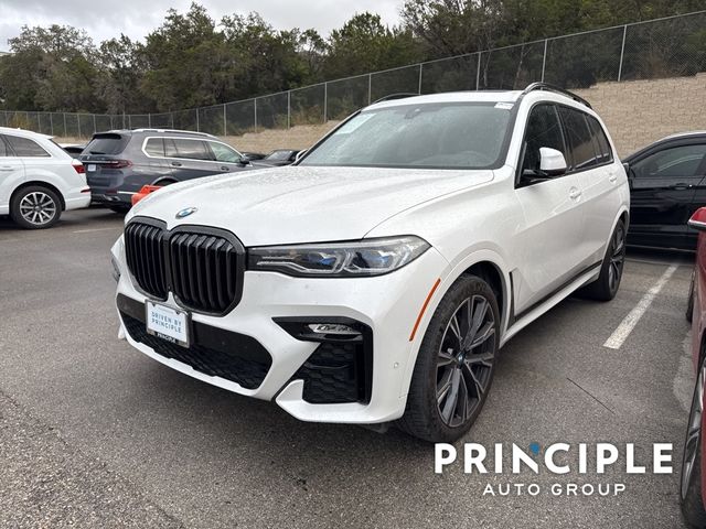 2022 BMW X7 M50i