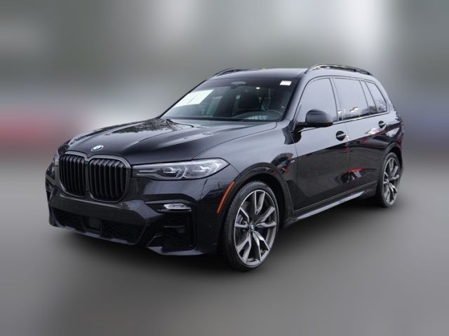 2022 BMW X7 M50i