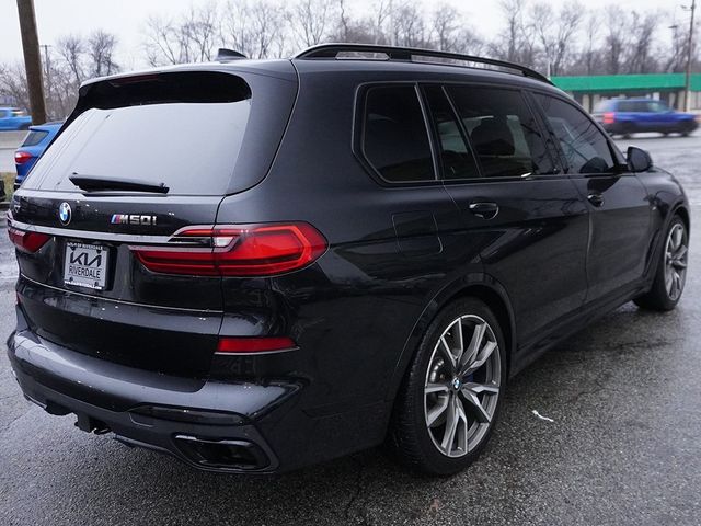 2022 BMW X7 M50i