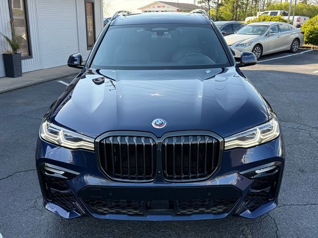 2022 BMW X7 M50i