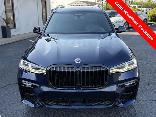 2022 BMW X7 M50i