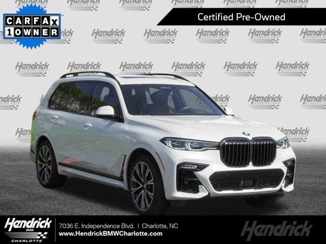 2022 BMW X7 M50i