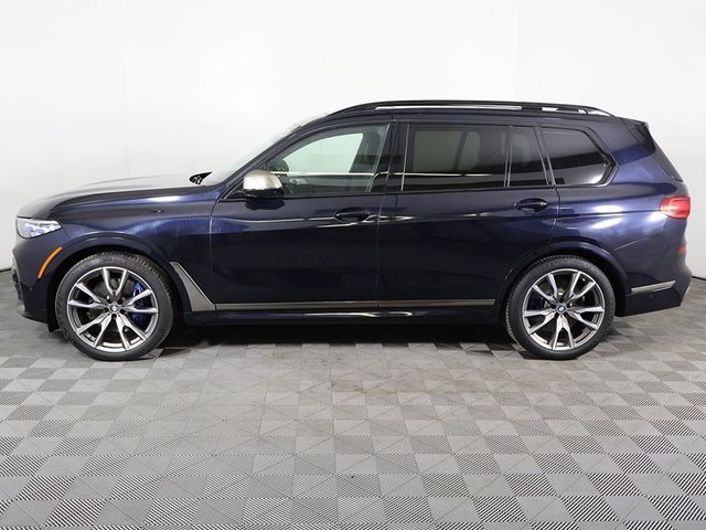 2022 BMW X7 M50i