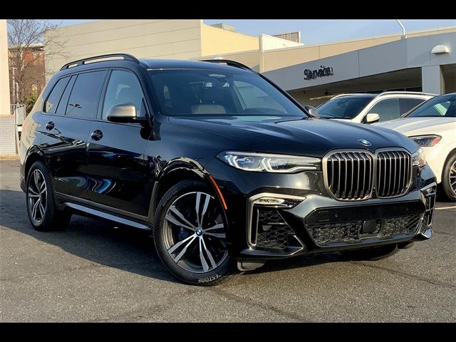 2022 BMW X7 M50i