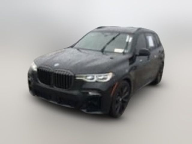 2022 BMW X7 M50i