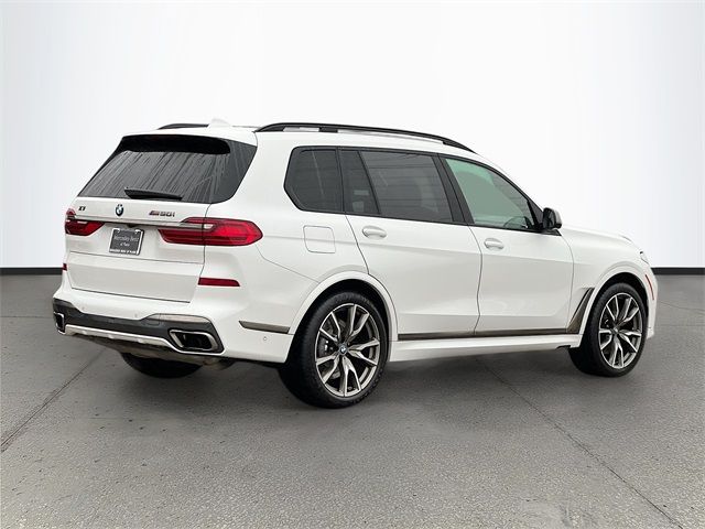 2022 BMW X7 M50i