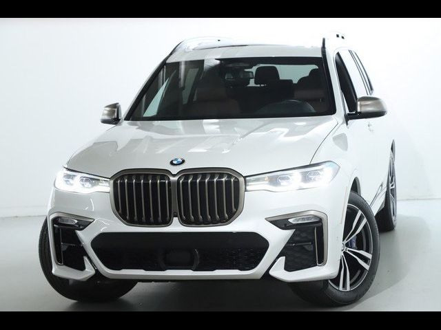 2022 BMW X7 M50i