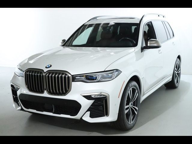 2022 BMW X7 M50i