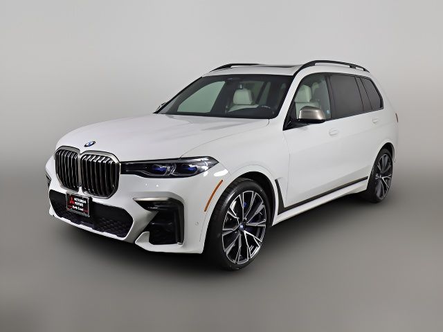 2022 BMW X7 M50i