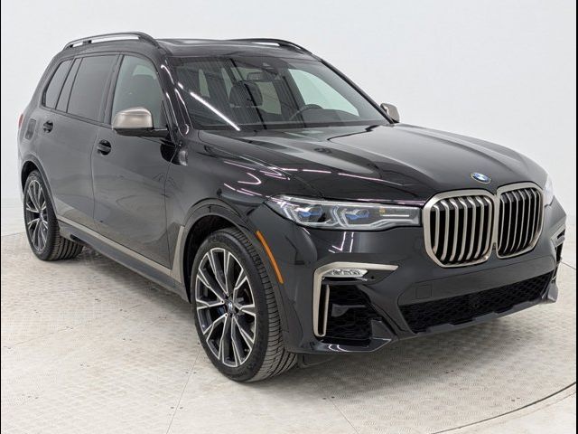 2022 BMW X7 M50i