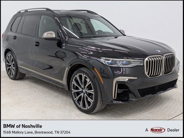 2022 BMW X7 M50i