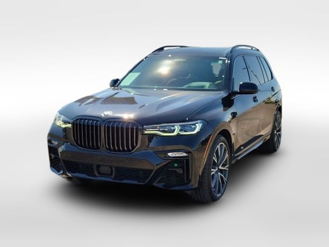 2022 BMW X7 M50i