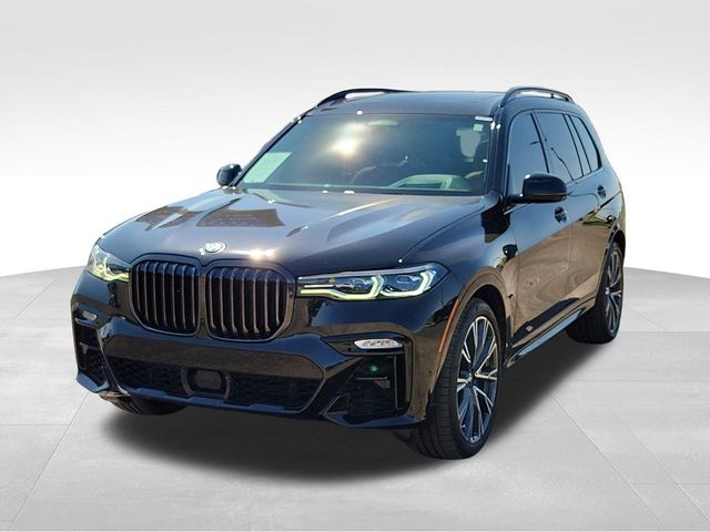 2022 BMW X7 M50i