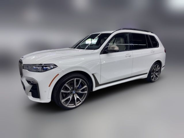 2022 BMW X7 M50i