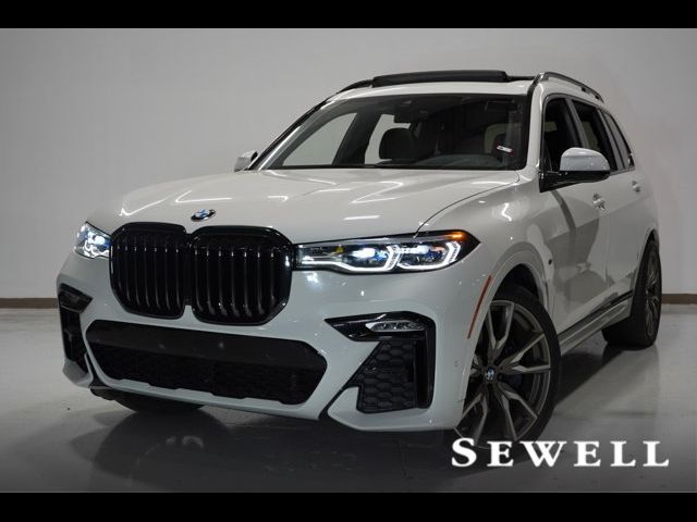 2022 BMW X7 M50i