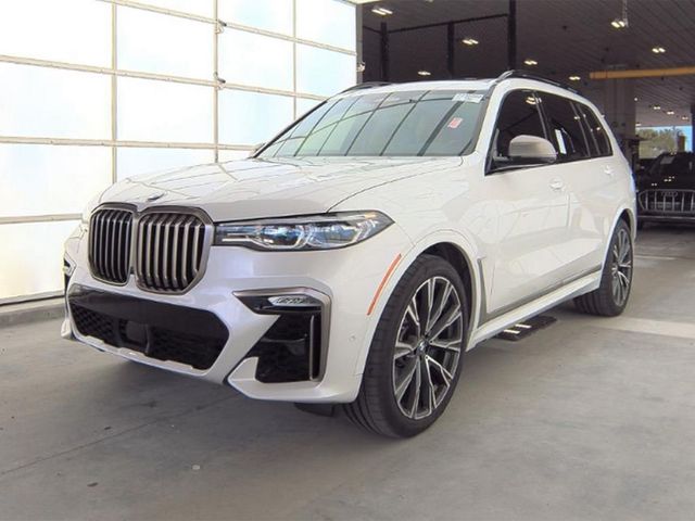 2022 BMW X7 M50i